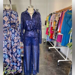 New sequined blouse and pants set
